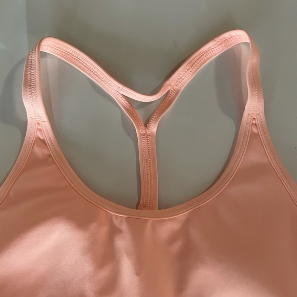 Women’s Reebok LesMills Workout Tank Top - Racerback with built-in bra - Picture 5 of 9